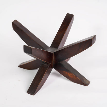Kaya Plate Holder