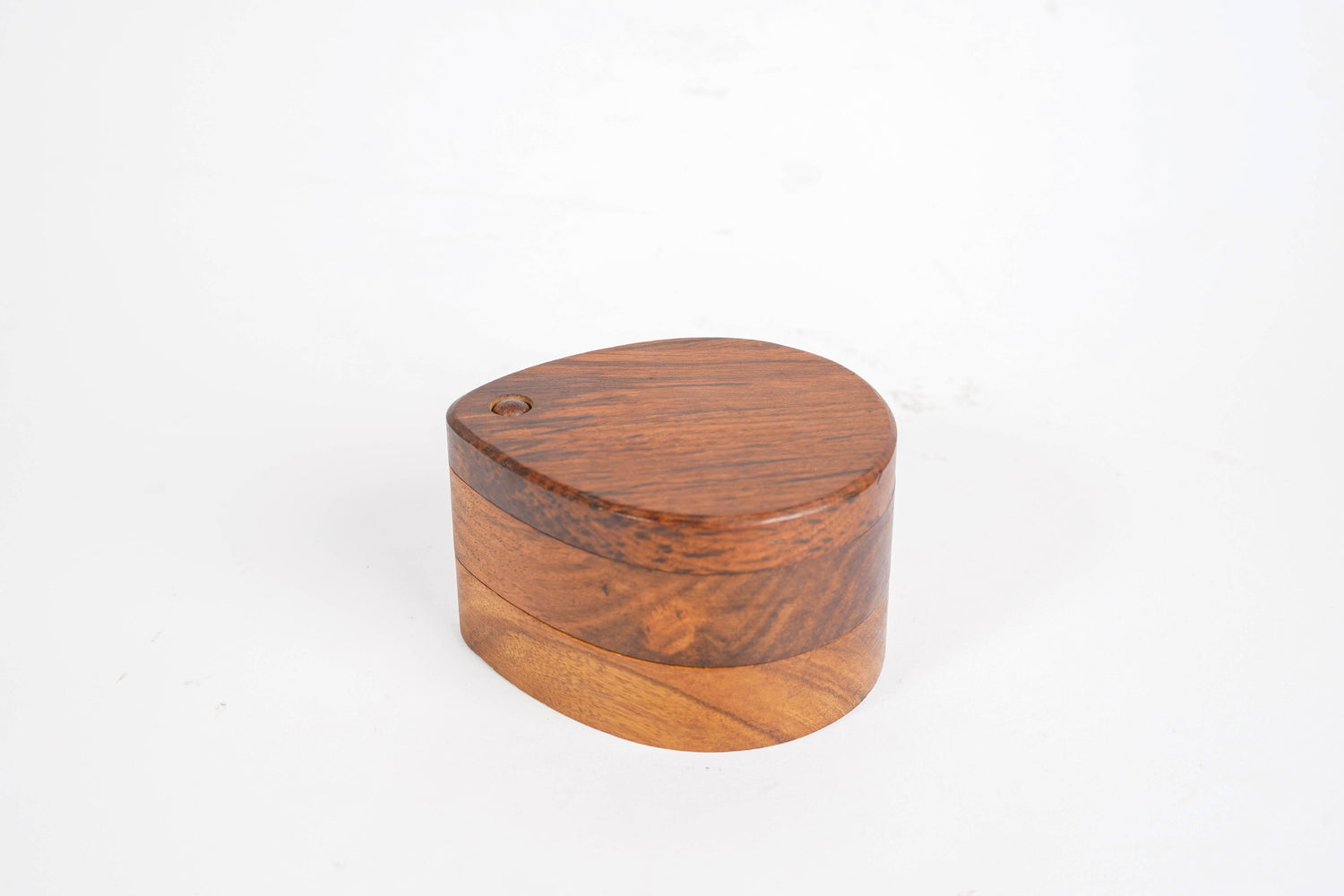 Kaya Salt &amp; Pepper Holder