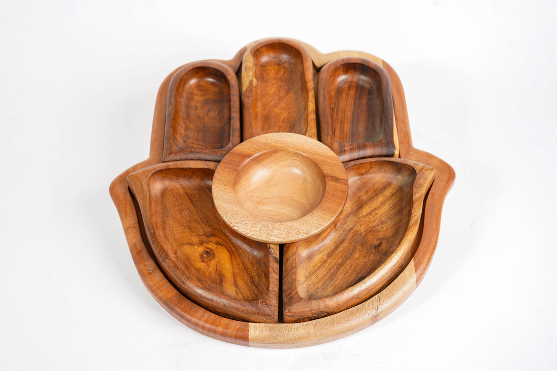 Kaya Hand-Shaped Nut Bowl