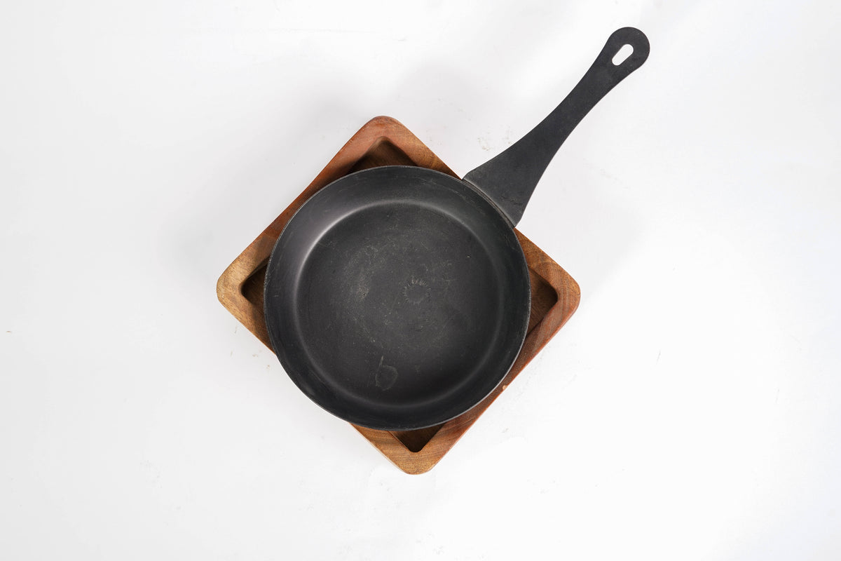 Kaya Cast Iron Sizzle Pan
