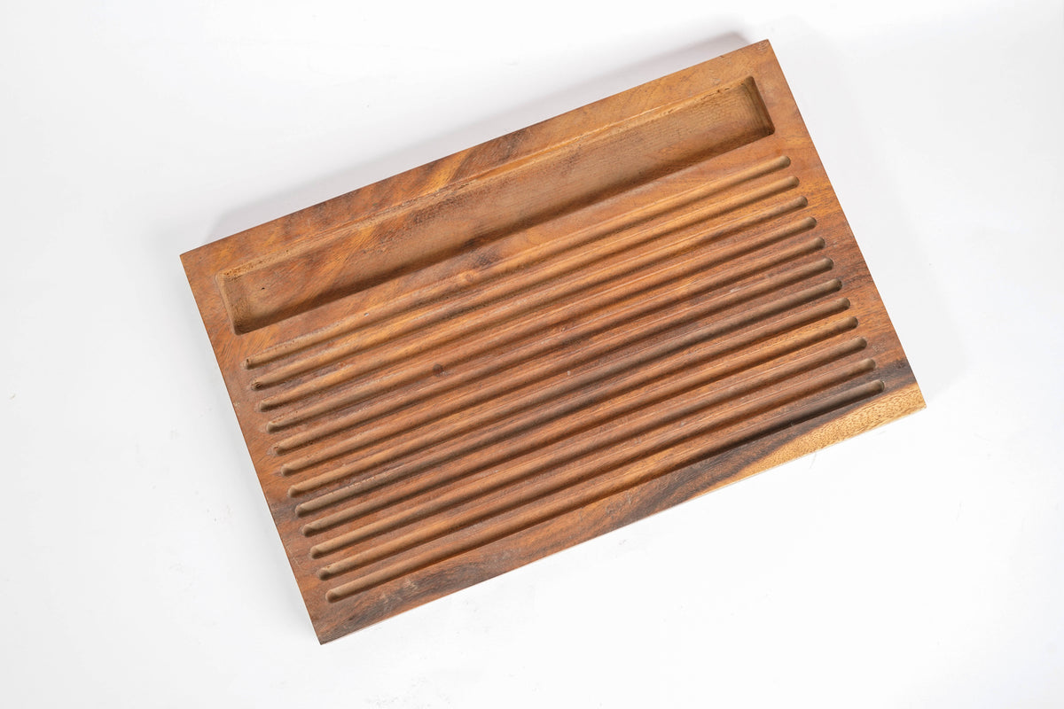 Kaya Cutting Board
