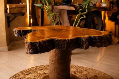 Kaya Sant Tree Table – Wooden Legs