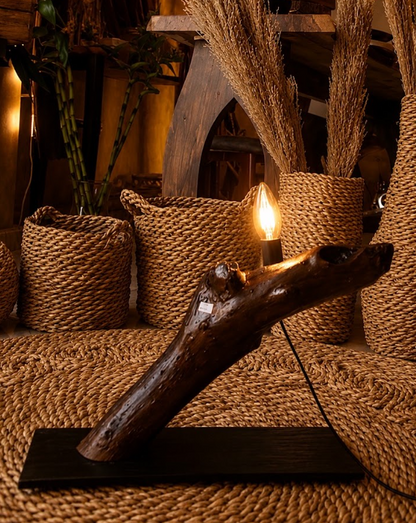 Kaya Thehand Table Lamp