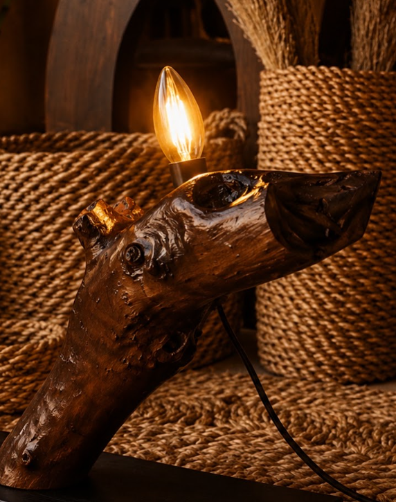 Kaya Thehand Table Lamp