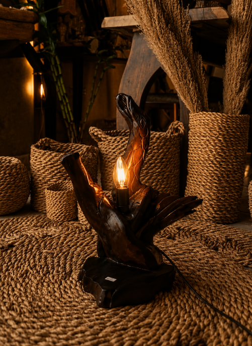 Kaya Thesnake Table Lamp